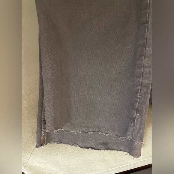 NWT RE/DONE 90s High Rise Loose Brown Jeans Distressed,Raw Hem Size 26 - Picture 7 of 8